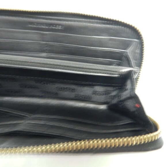 Michael Kors Leather quilted beaded clutch Wallet w/ Logo zip around 8" x 4" - Picture 13 of 14